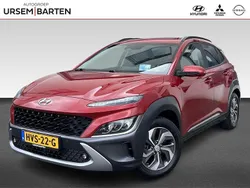 Rood, metallic lak Gebruikt 2021 Hyundai Kona Premium SUV | € 22.430 (Iets duurder)