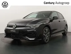 Zwart, metallic lak Nieuw 2024 VW Golf VIII R-line Edition Hatchback | € 44.900 (Iets duurder)