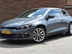 Grijs, metallic lak Gebruikt 2010 VW Scirocco Highline Coupé | € 7.449 (Eerlijke prijs)