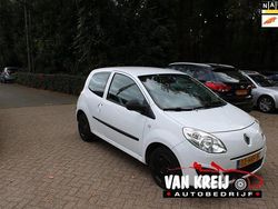 Wit Gebruikt 2009 Renault Twingo Authentique Hatchback | € 2.450 (Eerlijke prijs)