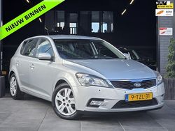 Grijs Gebruikt 2011 Kia Ceed Hatchback | € 4.944 (Eerlijke prijs)