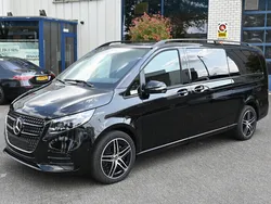 Zwart Nieuw 2024 Mercedes V250 Avantgarde MPV | € 82.950