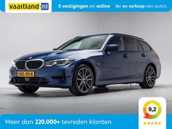 Blauw Gebruikt 2022 BMW 330e Executive Stationwagen | € 26.445 (Goede deal)