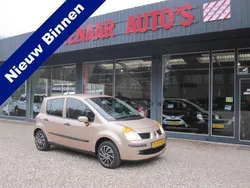 Beige Gebruikt 2005 Renault Modus Dynamique MPV | € 2.499 (Iets duurder)
