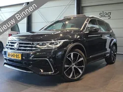 Zwart Gebruikt 2021 VW Tiguan R-line SUV | € 34.900 (Eerlijke prijs)
