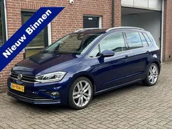 Blauw Gebruikt 2018 VW Golf Sportsvan Highline MPV | € 23.988 (Duur)