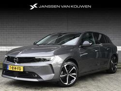 Grijs Gebruikt 2023 Opel Astra Elegance Hatchback | € 22.885 (Eerlijke prijs)