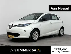 Blanc glacier 369 Gebruikt 2019 Renault Zoe Life Hatchback | € 11.940 (Eerlijke prijs)