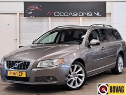 Grijs, metallic lak Gebruikt 2009 Volvo V70 Stationwagen | € 11.995 (Goede deal)