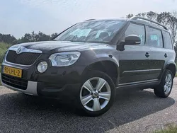 Zwart Gebruikt 2010 Skoda Yeti Active SUV | € 5.750 (Goede deal)