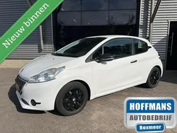 Wit Gebruikt 2013 Peugeot 208 Access Hatchback | € 5.750 (Eerlijke prijs)