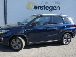 Blauw Gebruikt 2024 Suzuki Vitara Style SUV | € 26.950 (Eerlijke prijs)