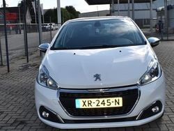 Wit Gebruikt 2019 Peugeot 208 Allure Hatchback | € 8.450 (Goede deal)