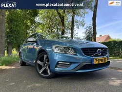 Blauw Gebruikt 2015 Volvo V60 R-Design Stationwagen | € 15.945 (Eerlijke prijs)