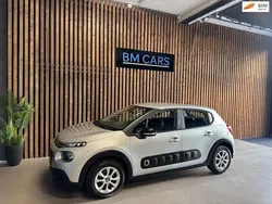 Grijs, metallic lak Gebruikt 2017 Citroën C3 Live Hatchback | € 7.499 (Iets duurder)