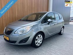 Grijs Gebruikt 2012 Opel Meriva Business Edition MPV | € 2.748 (Duur)