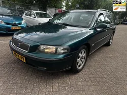 Groen Gebruikt 2002 Volvo V70 Stationwagen | € 1.750 (Goede deal)