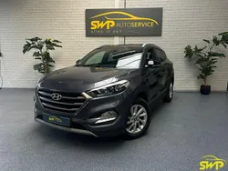 Grijs, metallic lak Gebruikt 2018 Hyundai Tucson Comfort SUV | € 18.950 (Eerlijke prijs)