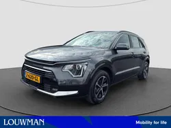 Grijs Gebruikt 2024 Kia Niro SUV | € 32.900 (Super prijs)