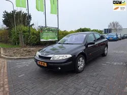 Zwart Gebruikt 2002 Renault Laguna II Expression Hatchback | € 1.299 (Eerlijke prijs)