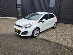 Wit Gebruikt 2012 Kia Rio Hatchback | € 4.495 (Goede deal)