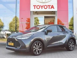 Grijs, metallic lak Gebruikt 2024 Toyota C-HR Limited SUV | € 33.499 (Duur)