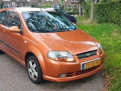 Oranje Gebruikt 2007 Chevrolet Kalos Hatchback | € 1.495 (Eerlijke prijs)