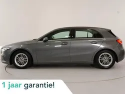 Grijs Gebruikt 2019 Mercedes A200 Business Hatchback | € 22.450 (Super prijs)