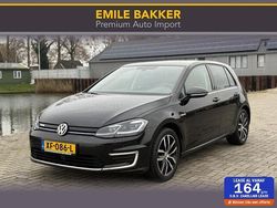 Zwart (metallic) Gebruikt 2019 VW e-Golf Hatchback | € 9.950 (Eerlijke prijs)