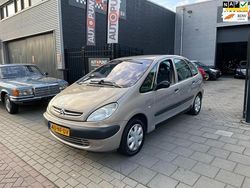Beige Gebruikt 2003 Citroën Xsara Picasso MPV | € 999 (Eerlijke prijs)