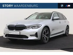 Zilver Gebruikt 2021 BMW 320 Executive Stationwagen | € 30.495 (Eerlijke prijs)