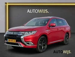 Rood Gebruikt 2019 Mitsubishi Outlander P-HEV Instyle SUV | € 17.395 (Eerlijke prijs)