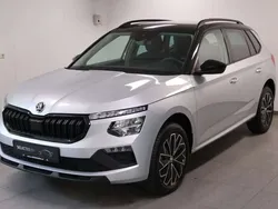 Zilver, metallic lak Gebruikt 2024 Skoda Kamiq Style SUV | € 26.449 (Eerlijke prijs)