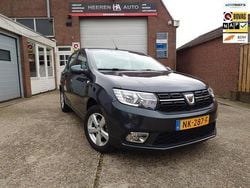 Grijs Gebruikt 2017 Dacia Sandero Lauréate Hatchback | € 10.950 (Goede deal)