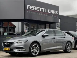 Grijs, metallic lak Gebruikt 2020 Opel Insignia Executive Hatchback | € 17.900 (Eerlijke prijs)