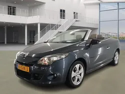 Grijs Gebruikt 2012 Renault Mégane Cabriolet Dynamique Cabriolet | € 10.950 (Iets duurder)