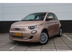 Rood Gebruikt 2025 Fiat 500e Urban Hatchback | € 26.445 (Duur)