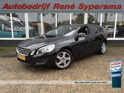 Zwart Gebruikt 2012 Volvo V60 Kinetic Stationwagen | € 4.945 (Super prijs)
