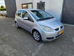 Grijs Gebruikt 2004 Mitsubishi Colt Inform Hatchback | € 1.750 (Eerlijke prijs)
