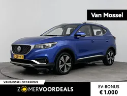 Blauw Gebruikt 2020 MG ZS Luxury Sedan | € 13.900 (Eerlijke prijs)