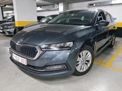 Grijs Gebruikt 2020 Skoda Octavia Style Stationwagen | € 18.499 (Goede deal)