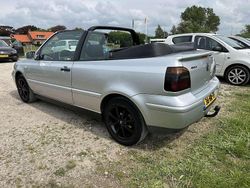 Grijs Gebruikt 2001 VW Golf Cabriolet Highline Cabriolet | € 2.950 (Eerlijke prijs)