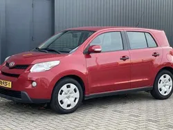Rood Gebruikt 2011 Toyota Urban Cruiser Comfort SUV | € 5.450 (Eerlijke prijs)