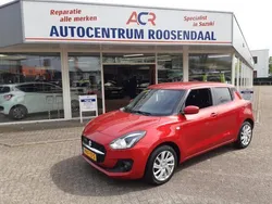 Rood Gebruikt 2020 Suzuki Swift Style Hatchback | € 17.949 (Eerlijke prijs)