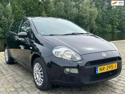 Zwart Gebruikt 2014 Fiat Punto Street Hatchback | € 4.999 (Eerlijke prijs)