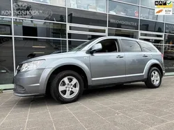 Grijs, metallic lak Gebruikt 2010 Dodge Journey SXT SUV | € 6.950
