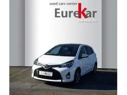 Wit Gebruikt 2016 Toyota Yaris Lounge SUV | € 12.990
