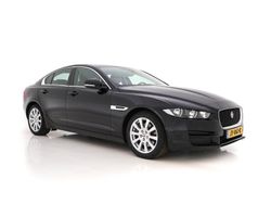 Zwart Gebruikt 2016 Jaguar XE Pure Sedan | € 11.245 (Goede deal)