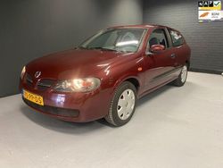 Rood Gebruikt 2004 Nissan Almera Hatchback | € 1.950 (Eerlijke prijs)