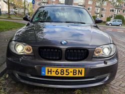 Bruin Gebruikt 2008 BMW 118 Hatchback | € 4.750 (Eerlijke prijs)